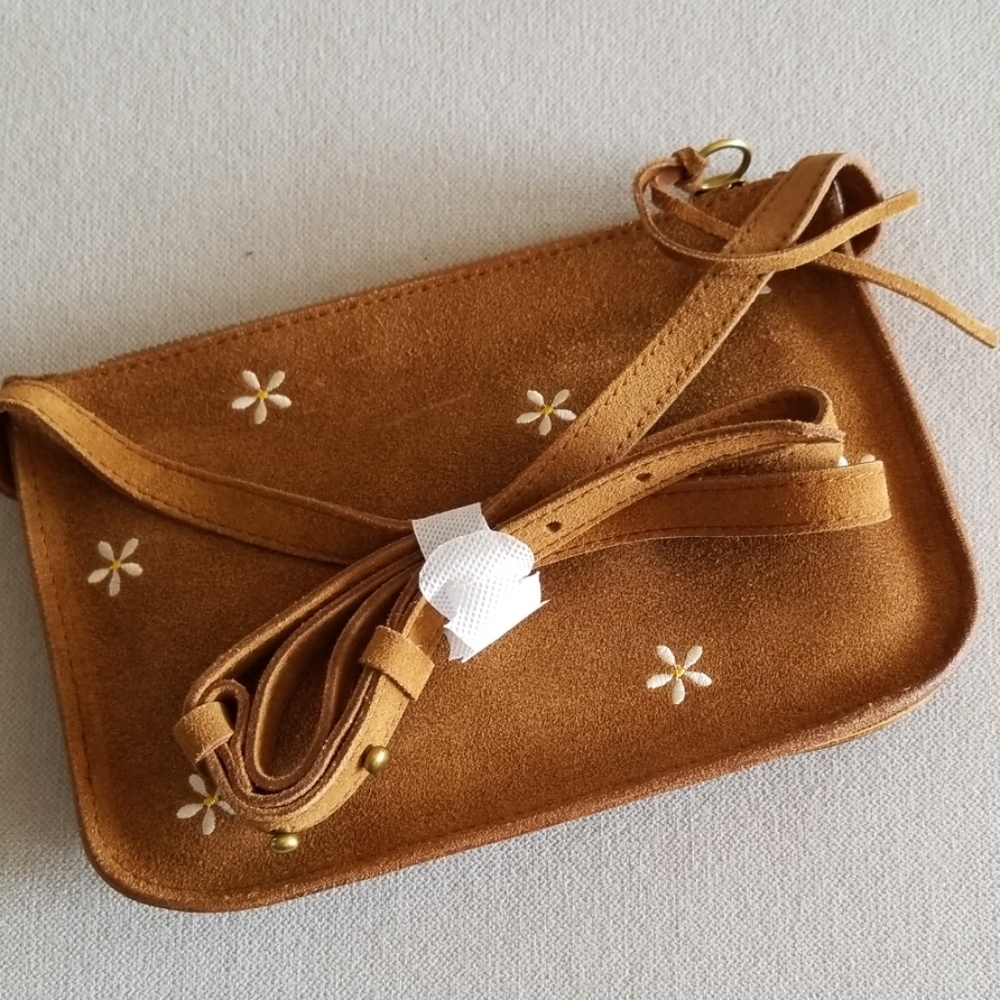 Madewell Daisy Embroidered Suede Crossbody - Picture 2 of 6